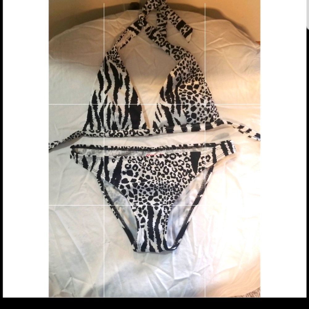 Carabella bikini. 10/ C